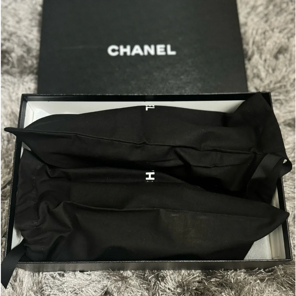 CHANEL pink lambskin
